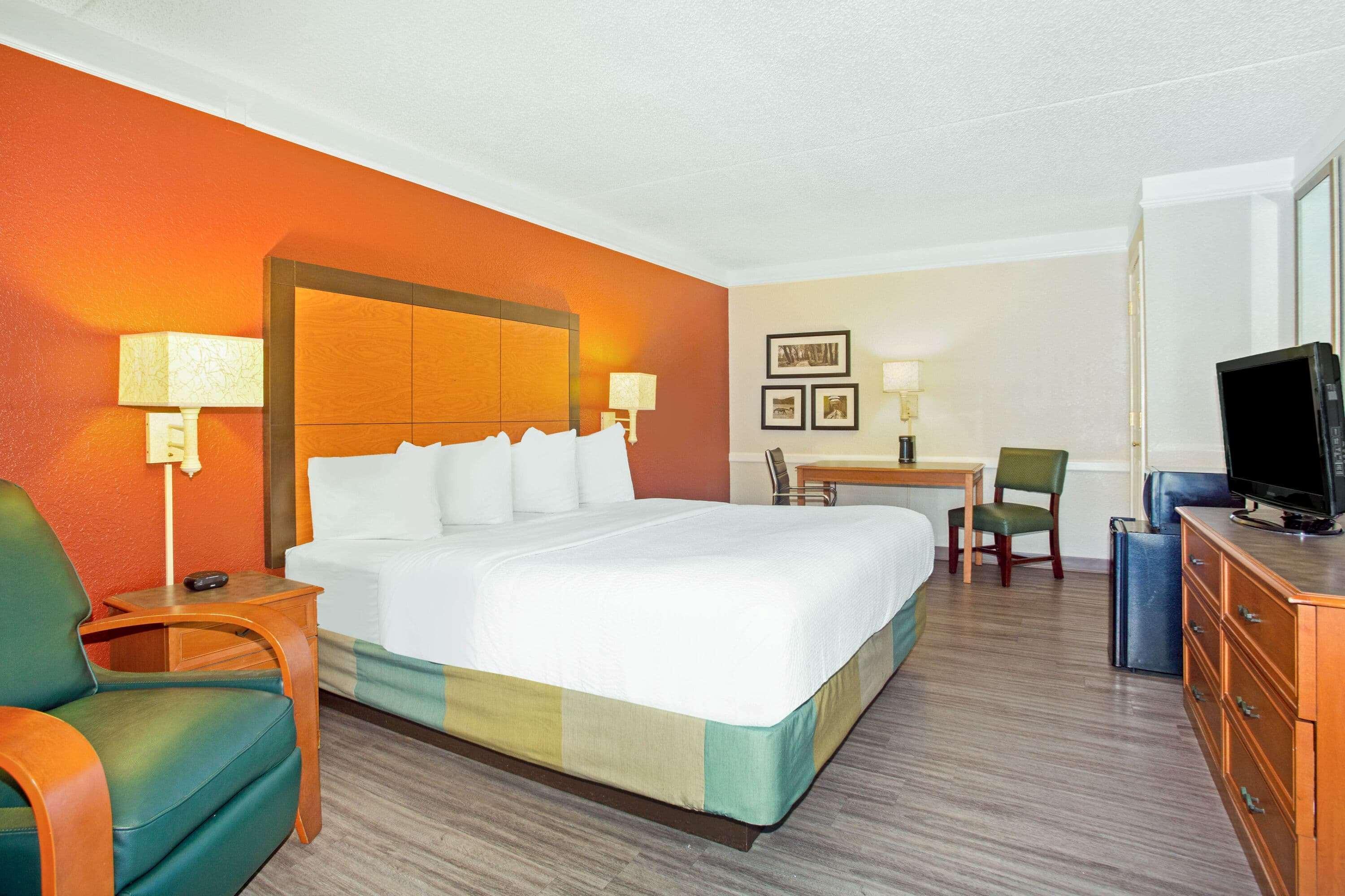 La Quinta Inn By Wyndham Victoria Zewnętrze zdjęcie