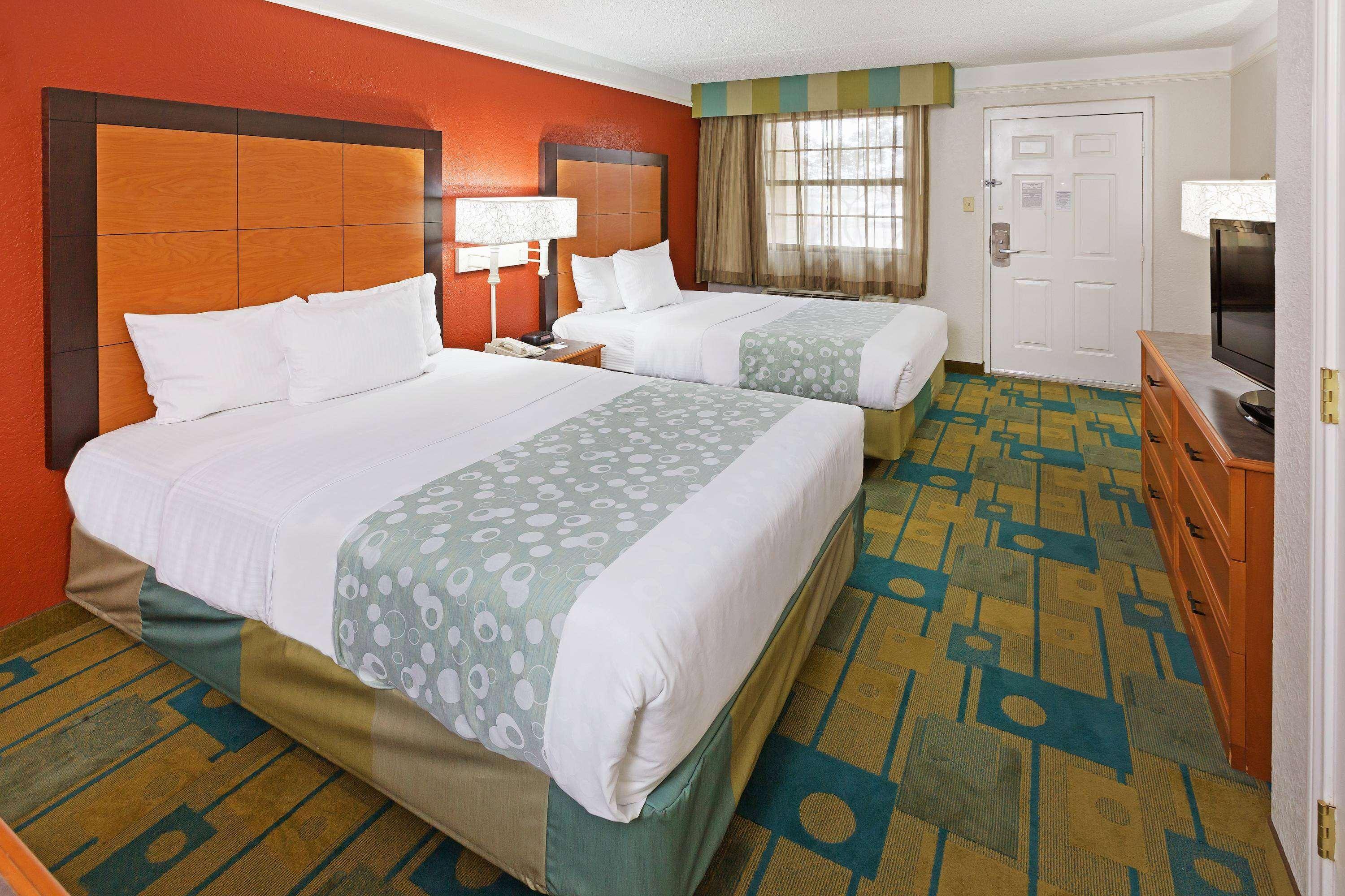 La Quinta Inn By Wyndham Victoria Zewnętrze zdjęcie