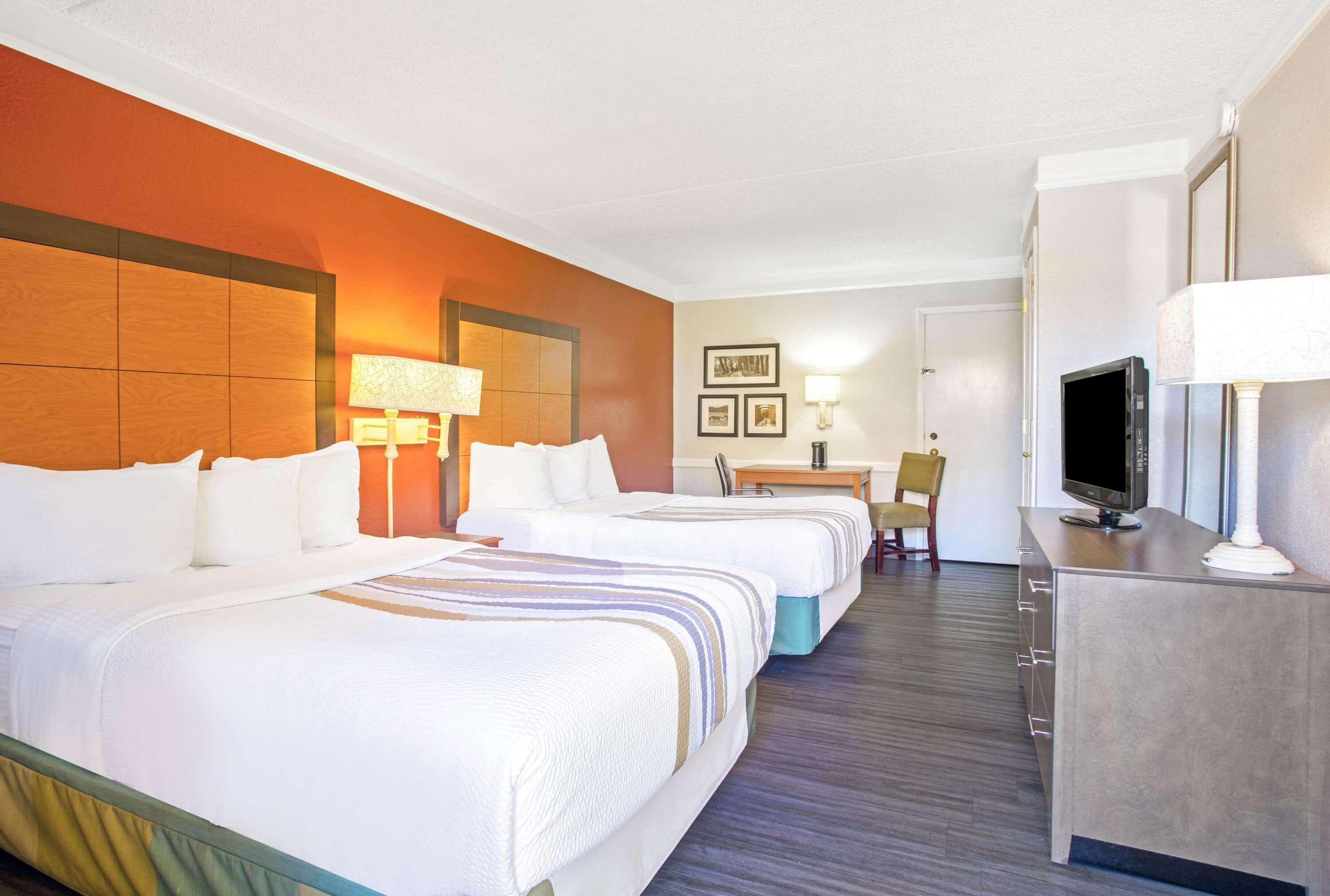 La Quinta Inn By Wyndham Victoria Zewnętrze zdjęcie