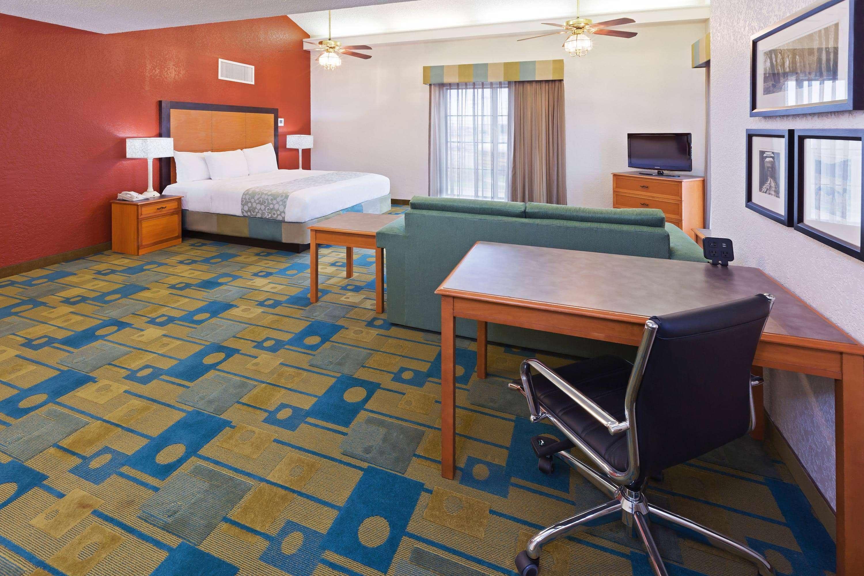 La Quinta Inn By Wyndham Victoria Zewnętrze zdjęcie