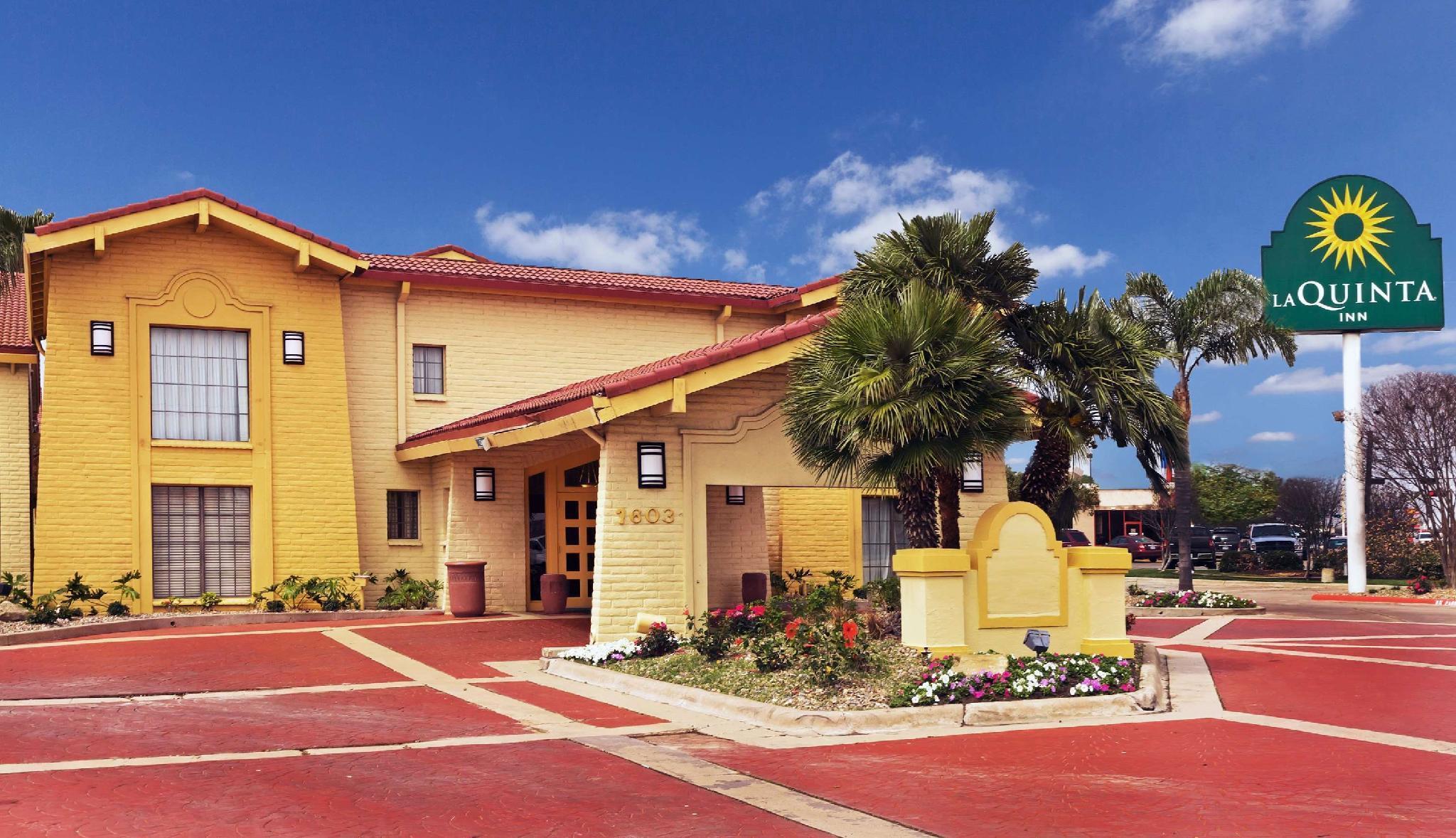 La Quinta Inn By Wyndham Victoria Zewnętrze zdjęcie