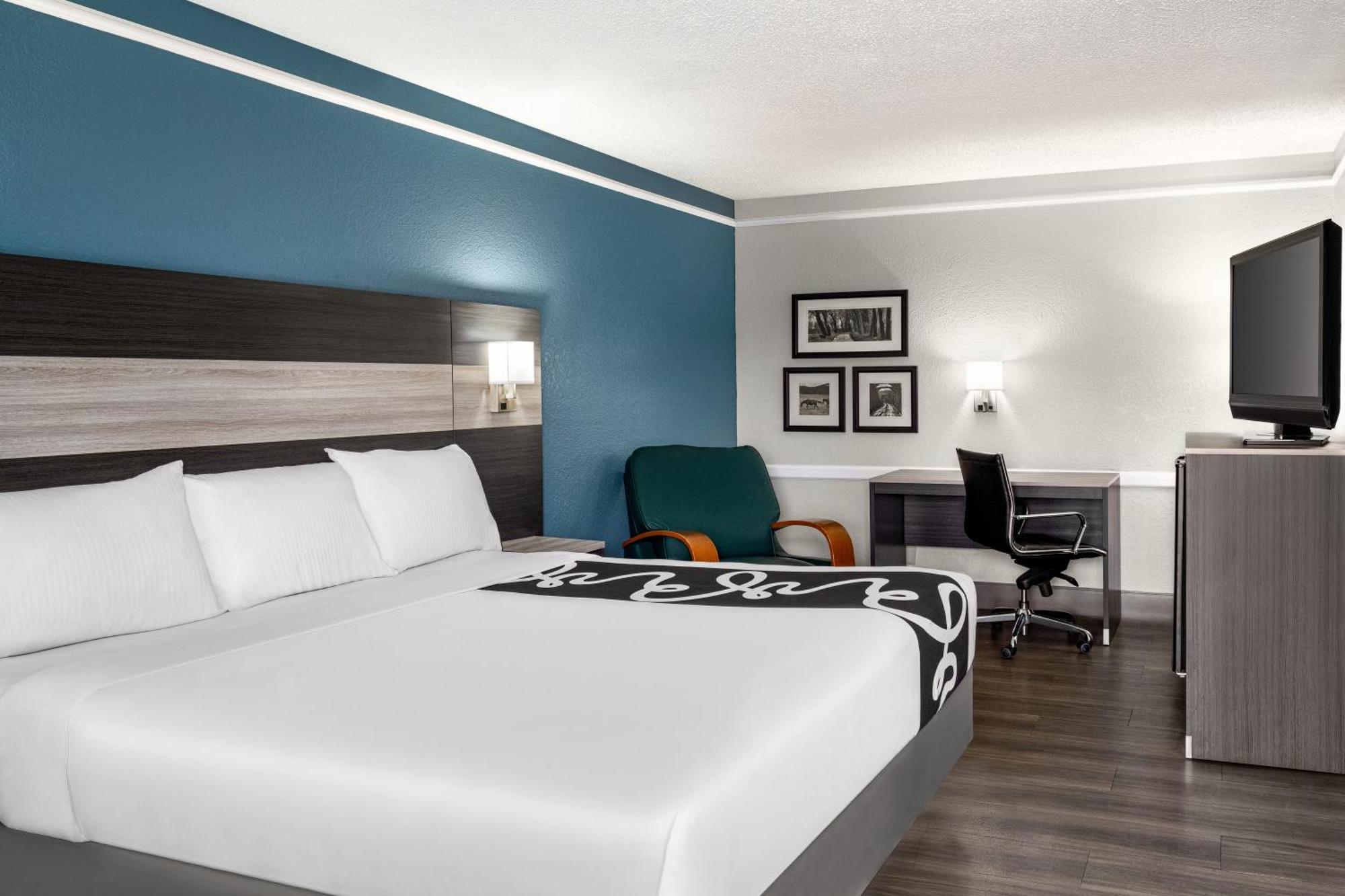 La Quinta Inn By Wyndham Victoria Zewnętrze zdjęcie